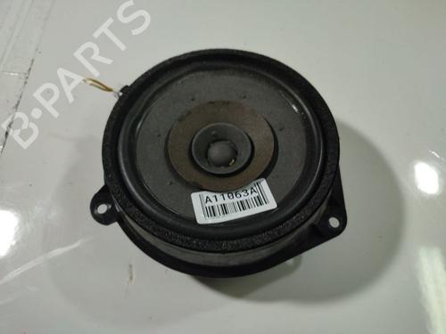 Used Speaker JAGUAR X-TYPE I (X400) 2.1 V6 (156 hp) 32533668
