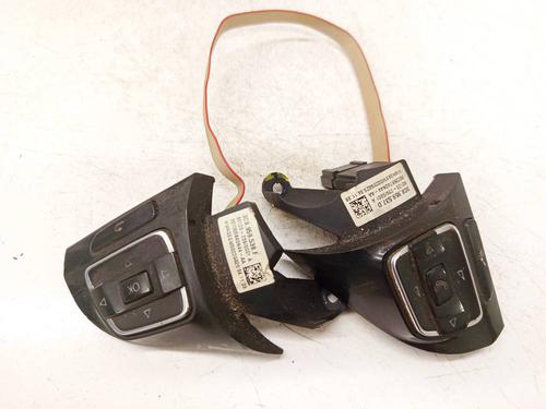 Used Steering wheel controls Steering wheel controls 34752401 34752401
