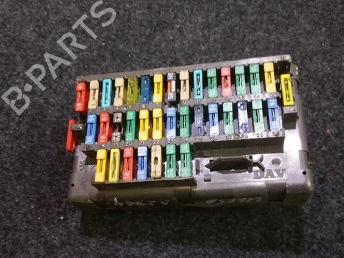 Used Fuse box Fuse box FIAT ULYSSE (220_) 1.9 TD (220AH5) (90 hp) 33485349 33485349