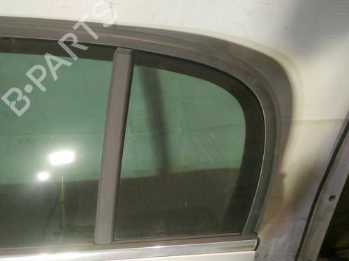 Panel rude bagtil venstre Panel rude bagtil venstre 34967876 34967876