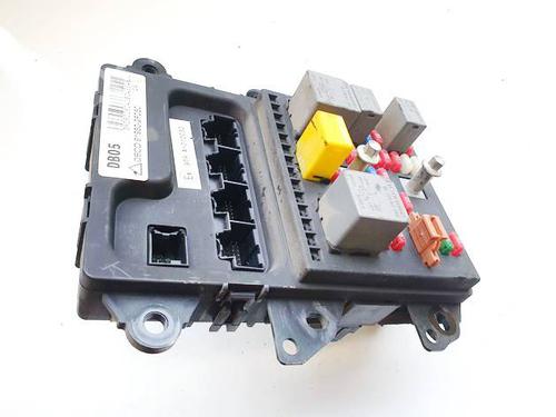 Used Fuse box Fuse box KIA CERATO I Hatchback (LD) 1.5 CRDi (102 hp) 35998510 35998510