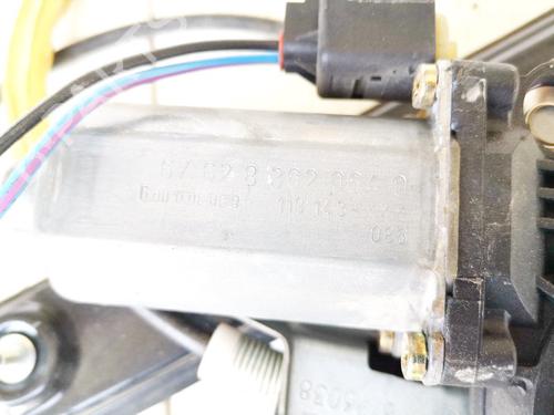 Right front window motor BMW 3 (E46) 320 i | BP35612973E20 - Image 2