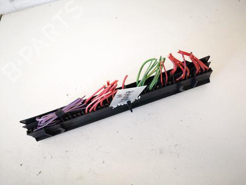 Fuse box BMW 5 (E39) 530 d | BP32905995E1 - Image 2