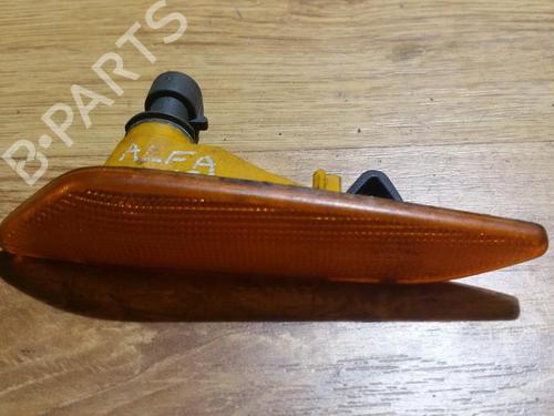 Højre side indikator Højre side indikator ALFA ROMEO 156 (932_) 1.6 16V T.SPARK (932A4) (112 hp) 35651989 35651989