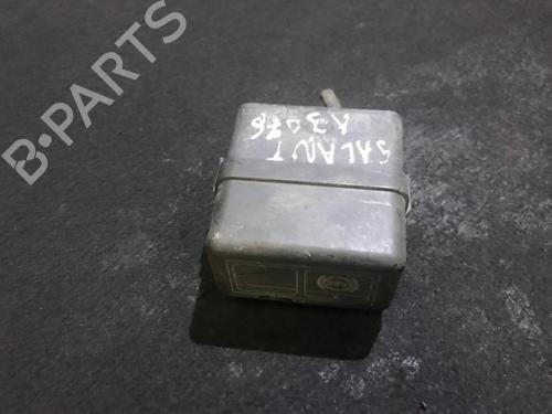 Used Fuse box Fuse box 33487301 33487301