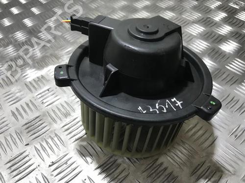 Used Heater blower motor Heater blower motor FIAT PUNTO (176_) 60 1.2 (176AP, 176AR, 176AQ, 176BB) (60 hp) 35667448 35667448