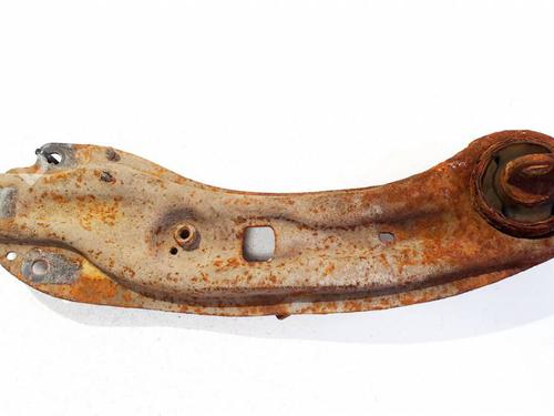 Used Right rear suspension arm Right rear suspension arm 38323507 38323507