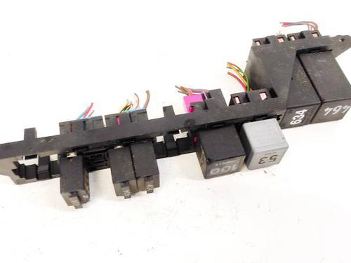 Used Fuse box Fuse box VW PHAETON (3D1, 3D2, 3D3, 3D4, 3D6, 3D7, 3D8, 3D9) 3.0 V6 TDI 4motion (224 hp) 32942576 32942576