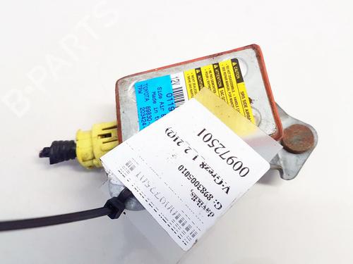 Used Electronic module Electronic module TOYOTA AVENSIS (_T22_) 2.0 TD (CT220_, CT220R) (90 hp) 33106591 33106591