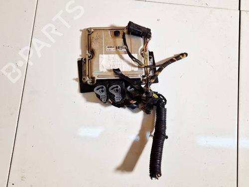 Used Engine control unit (ECU) Engine control unit (ECU) PEUGEOT 406 (8B) 2.0 HDi 110 (107 hp) 32574293 32574293