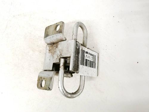 hingedoor-check-strap-audi-a4-b5-8d2-1994-1995-1996-1997-1998-1999-2000-2001-32582704 main image