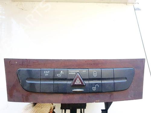 Used Warning switch Warning switch MERCEDES-BENZ CLS (C219) CLS 320 CDI (219.322) (224 hp) 35280449 35280449