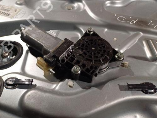 Right front window motor HYUNDAI i30 (FD) 1.6 CRDi | BP34958421E20 - Image 4