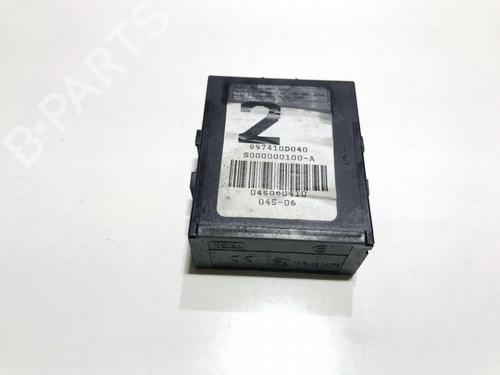 Used Electronic module Electronic module TOYOTA YARIS (_P9_) 1.3 VVT-i (NCP90_, NCP90R) (86 hp) 33501344 33501344