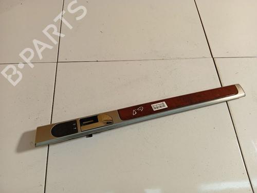 Used Rear right interior door handle Rear right interior door handle 34877140 34877140