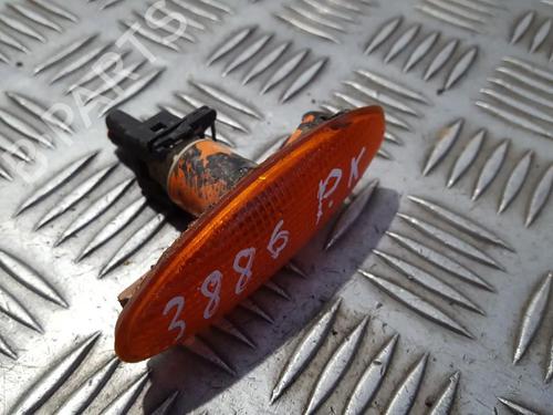 Used Right side indicator Right side indicator FORD MONDEO II (BAP) 1.8 TD (90 hp) 35705274 35705274