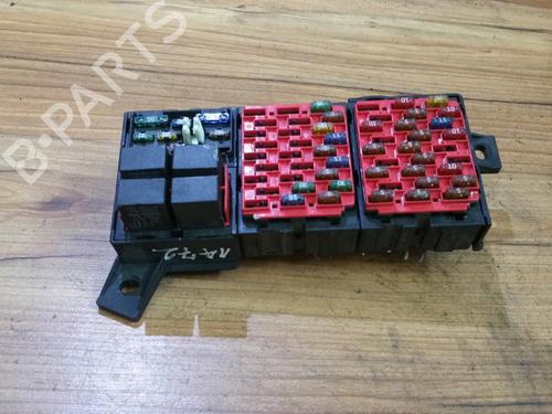 fuse-box-rover-75-rj-1999-2000-2001-2002-2003-2004-2005-33479806 main image