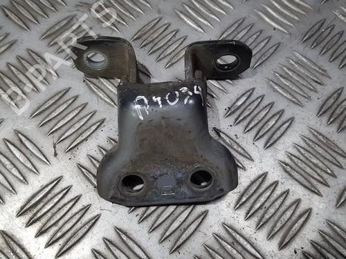 Used Hinge/Door check strap Hinge/Door check strap TOYOTA RAV 4 III (_A3_) 2.2 D 4WD (ALA30_, ALA30R) (136 hp) 33498597 33498597