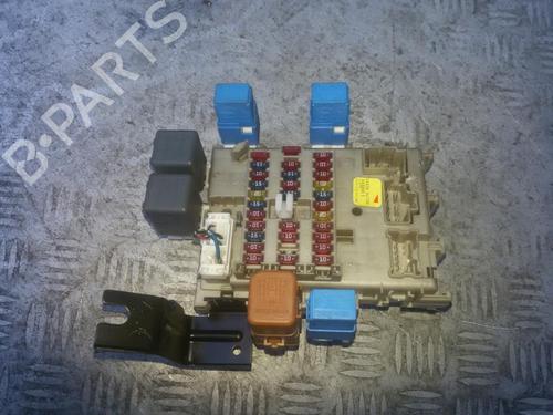 Used Fuse box Fuse box NISSAN PRIMERA Hatchback (P12) 1.8 (115 hp) 33521055 33521055