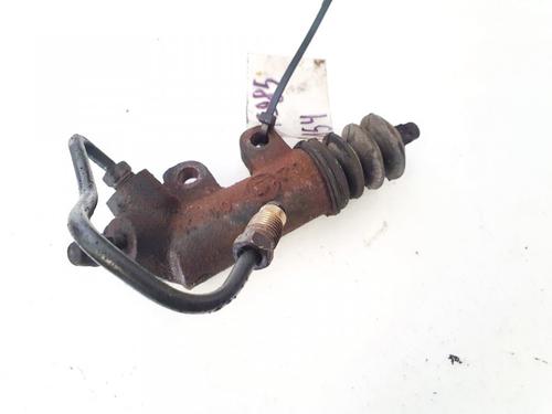 clutch-slave-cylinder-toyota-corolla-saloon-_e12_-2000-2001-2002-2003-2004-2005-2006-2007-2008-35429300 main image
