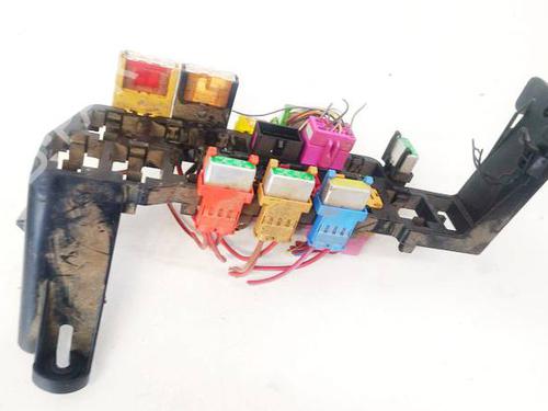 Used Fuse box AUDI A6 C5 (4B2, 4B4) 2.5 TDI (155 hp) 32589840