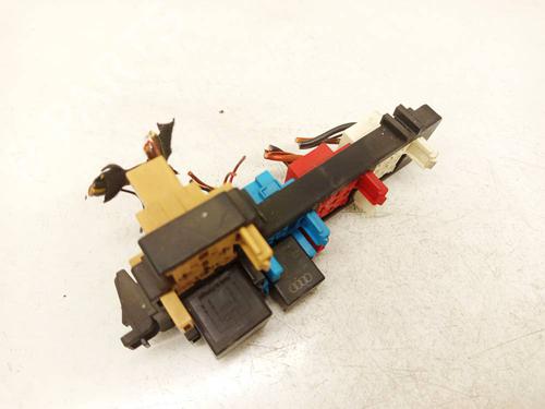 Used Fuse box Fuse box VW GOLF VI (5K1) 1.6 TDI (105 hp) 34230100 34230100