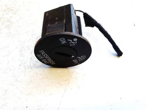 switch-opel-insignia-a-g09-2008-2009-2010-2011-2012-2013-2014-2015-2016-2017-32609440 main image