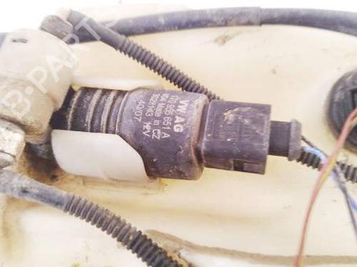 washer-pump-mercedes-benz-e-class-w212-2009-2010-2011-2012-2013-2014-2015-2016-36524375 main image