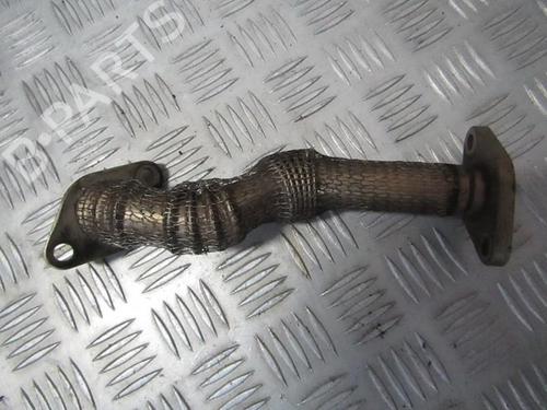 pipe-audi-a4-b5-8d2-1994-1995-1996-1997-1998-1999-2000-2001-35690532 main image