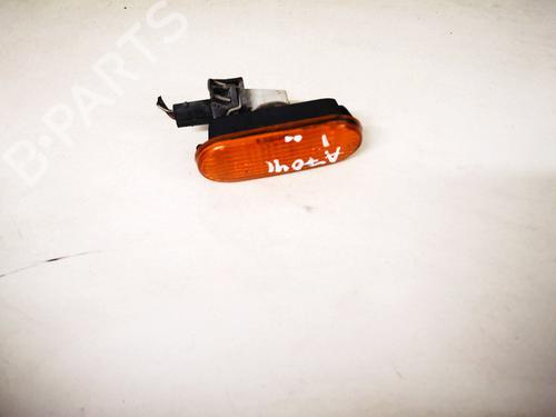 Used Right side indicator Right side indicator 35531176 35531176