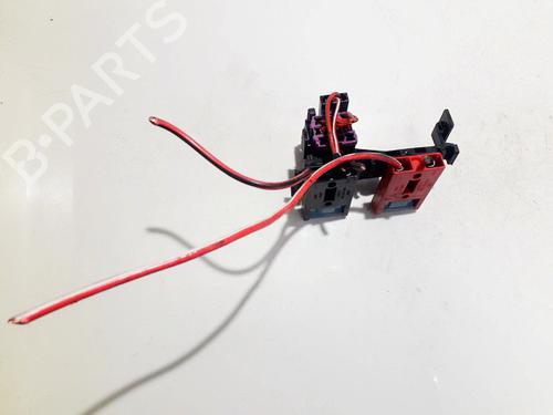 Fuse box AUDI A6 C5 (4B2, 4B4) 2.5 TDI quattro | BP33098963E1 - Image 2