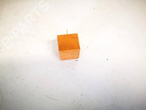 BP32577411O1 main image