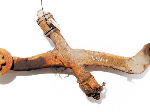 Used Right front suspension arm Right front suspension arm 35165252 35165252