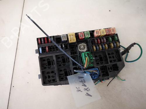 Used Fuse box Fuse box FORD MONDEO III (B5Y) 2.0 16V TDDi / TDCi (115 hp) 32882320 32882320