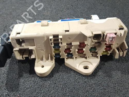 Used Fuse box Fuse box MAZDA 323 F VI Hatchback (BJ) 1.3 16V (BJ3P, BJ14) (73 hp) 33483118 33483118