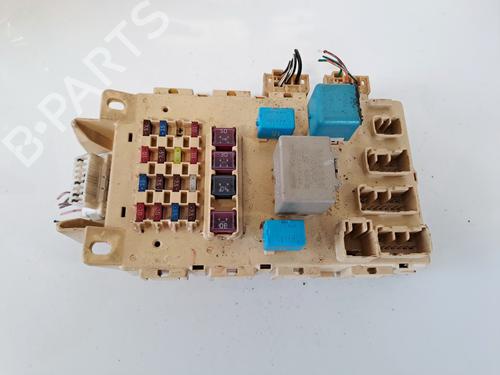 Used Fuse box Fuse box TOYOTA YARIS VERSO (_P2_) 1.3 (NCP20_, NCP22_, NCP20R, NCP22R) (84 hp) 32887172 32887172