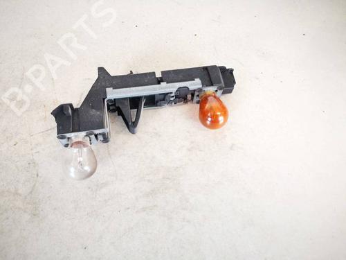 lamp-holder-volvo-v70-i-875-876-1995-1996-1997-1998-1999-2000-35254040 main image