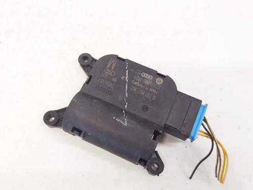 Used Electronic module SKODA SUPERB II (3T4) 2.0 TDI (140 hp) 32558758