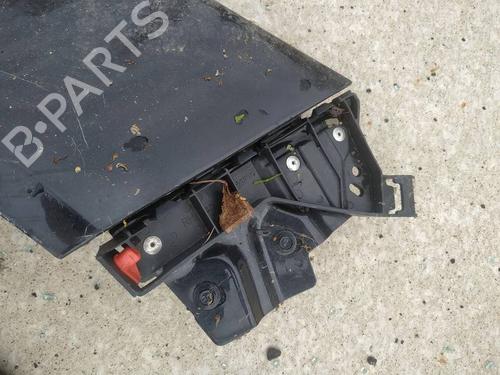 Used Front bumper bracket Front bumper bracket 35244695 35244695