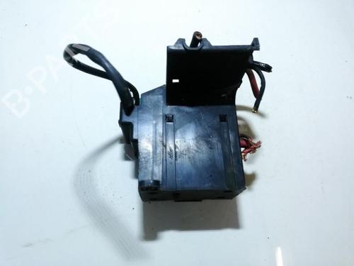 Used Fuse box Fuse box RENAULT MEGANE Scenic (JA0/1_) 2.0 i (JA0G) (114 hp) 33512539 33512539
