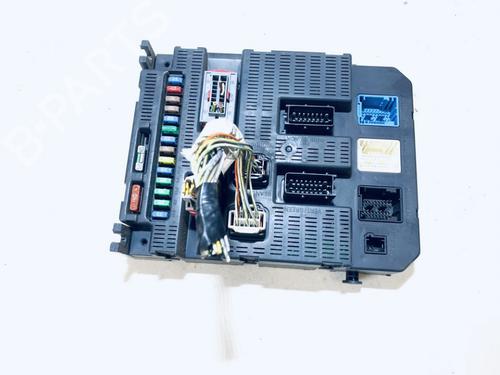 Used Fuse box Fuse box CITROËN C4 I (LC_) 1.6 HDi (90 hp) 33074387 33074387
