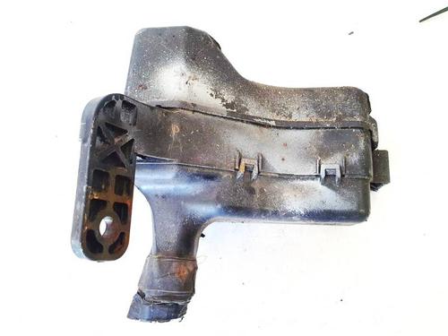 Used Fuse box Fuse box TOYOTA COROLLA Verso (_E12_) 2.0 D-4D (CDE120_, CDE120R) (90 hp) 32917867 32917867