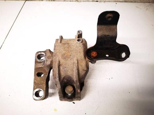 Used Engine mount Engine mount VW GOLF PLUS V (5M1, 521) 1.9 TDI (105 hp) 33861914 33861914
