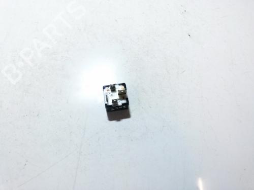 Electronic sensor AUDI 100 C4 Avant (4A5) 2.5 TDI | BP33515711M84 - Image 2