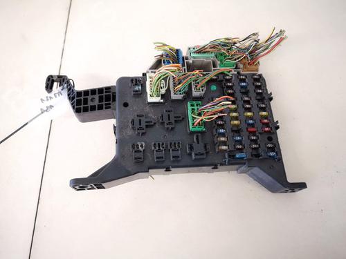 Used Fuse box Fuse box FORD MONDEO III (B5Y) 2.0 16V TDDi / TDCi (115 hp) 32882333 32882333