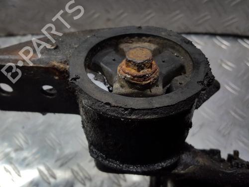 Used Engine mount Engine mount SMART CABRIO (450) 0.6 (S1OLA1, 450.441, 450.442, 450.443) (55 hp) 33482844 33482844
