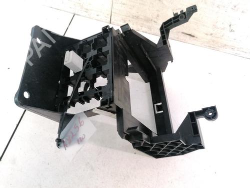 Used Fuse box Fuse box VW TOURAN (1T1, 1T2) 1.9 TDI (105 hp) 32913343 32913343