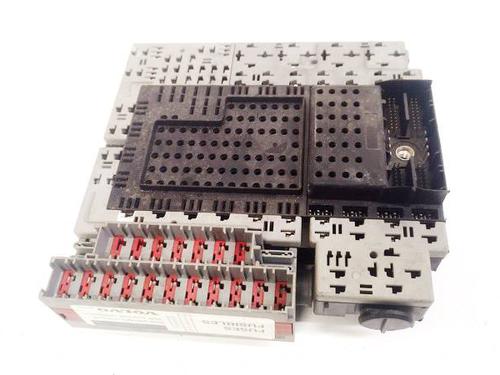 Used Fuse box Fuse box VOLVO S60 I (384) D5 (163 hp) 32625905 32625905