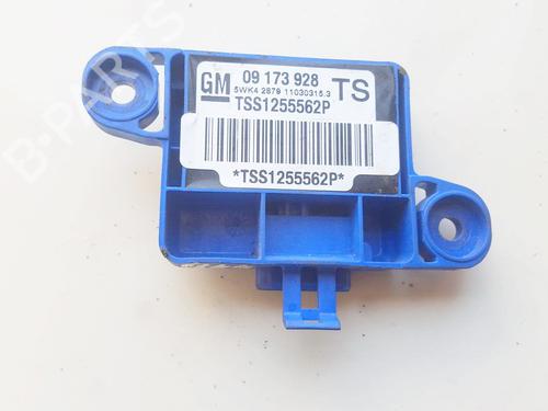 Used Electronic module Electronic module OPEL OMEGA B (V94) 2.5 DTI (F69, M69, P69) (150 hp) 33521080 33521080