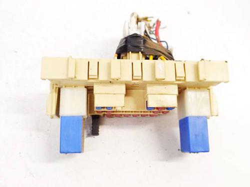 Used Fuse box Fuse box 36829844 36829844
